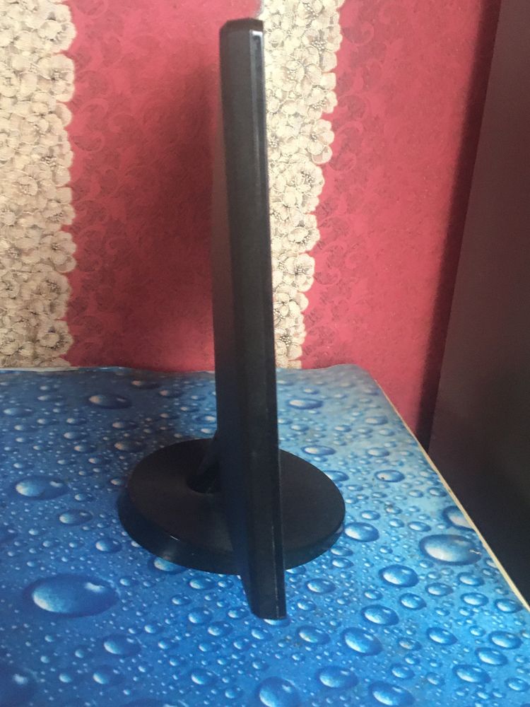 Benq VL2040  діагональ 19.5