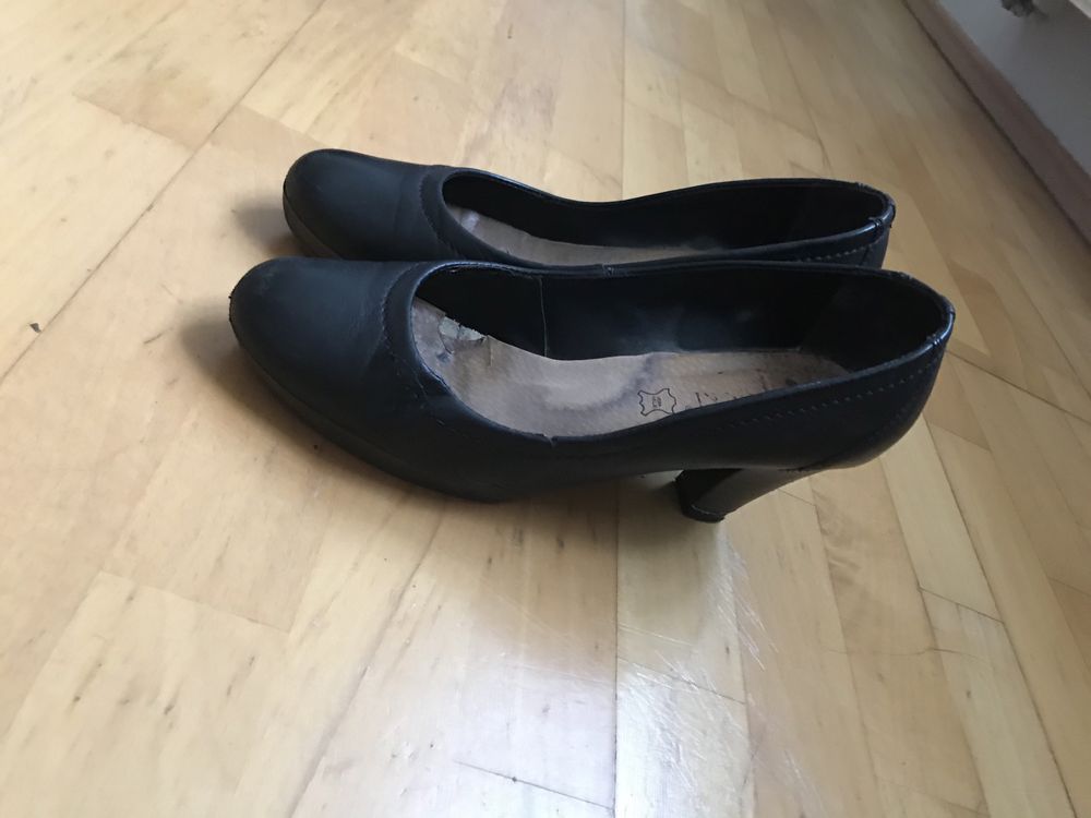 Obcasy buty na obcasie lasocki