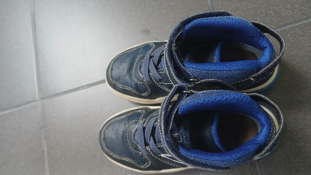 Buty firmy Geox.