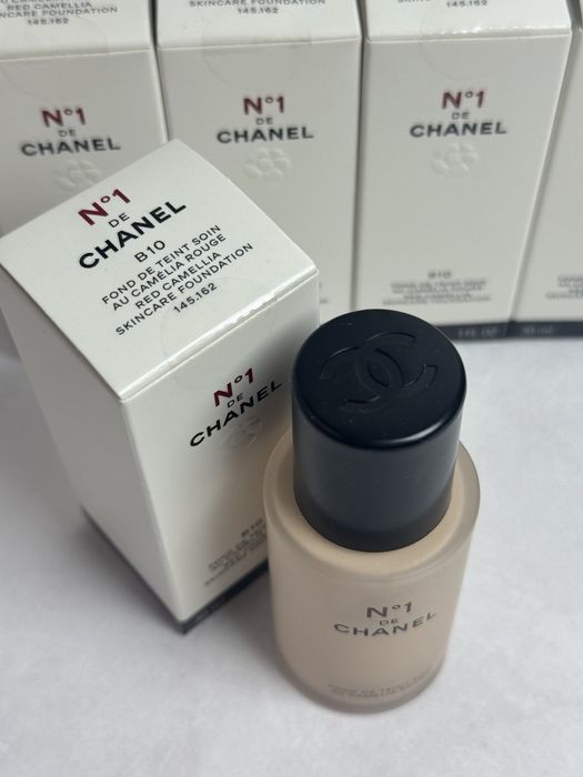 Тональний крем Chanel B10
