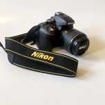 NIKON D5300 + AF-S Dx 18-55 VR + bolsa
