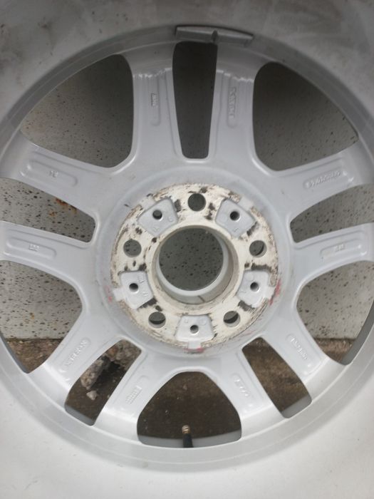 Диск с резиной запаска БМВ