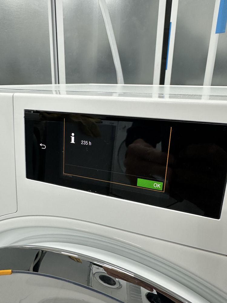 Пральна машина Miele WSR 863/WWR 860