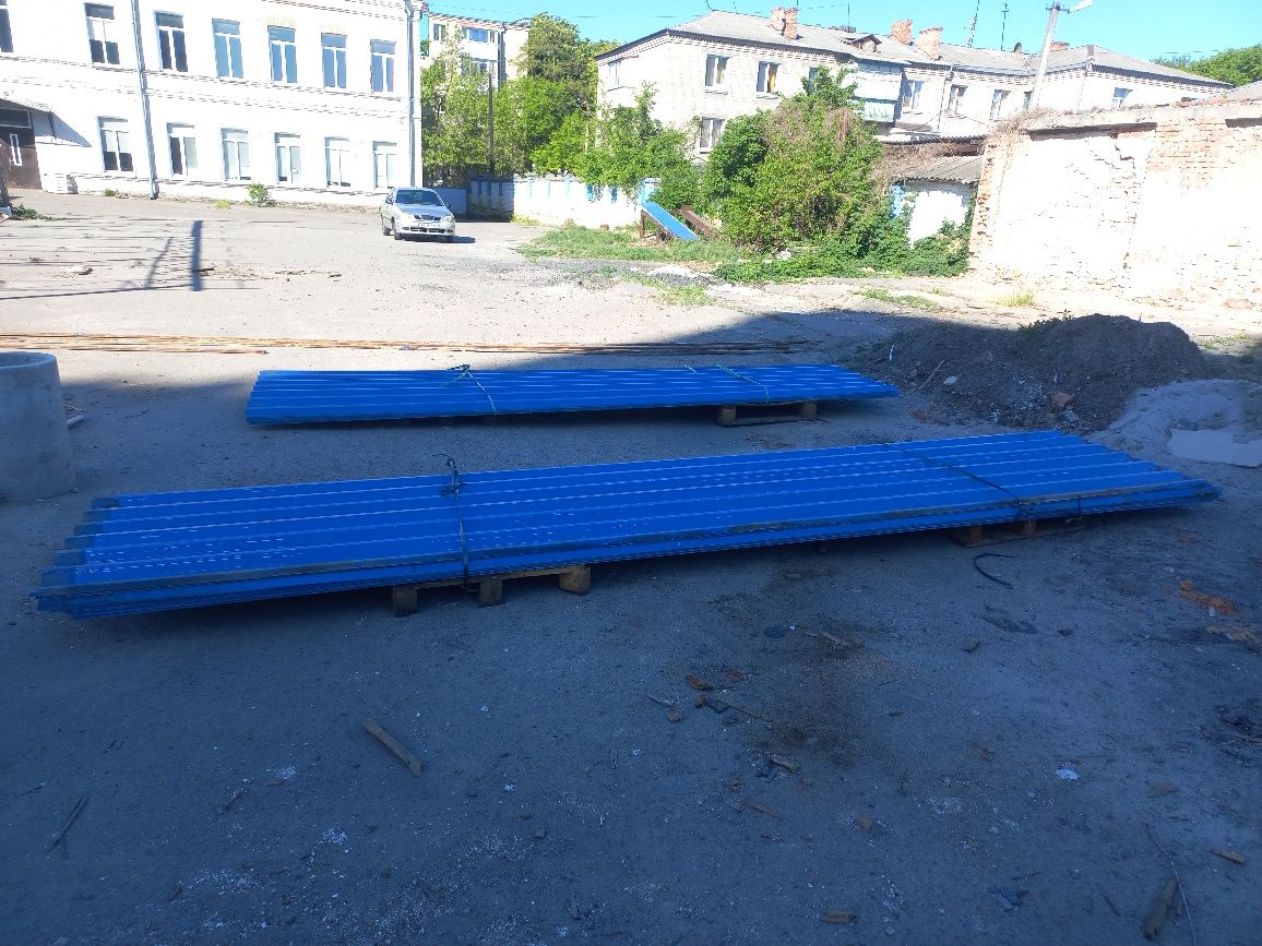 Продам профнастил 200кв