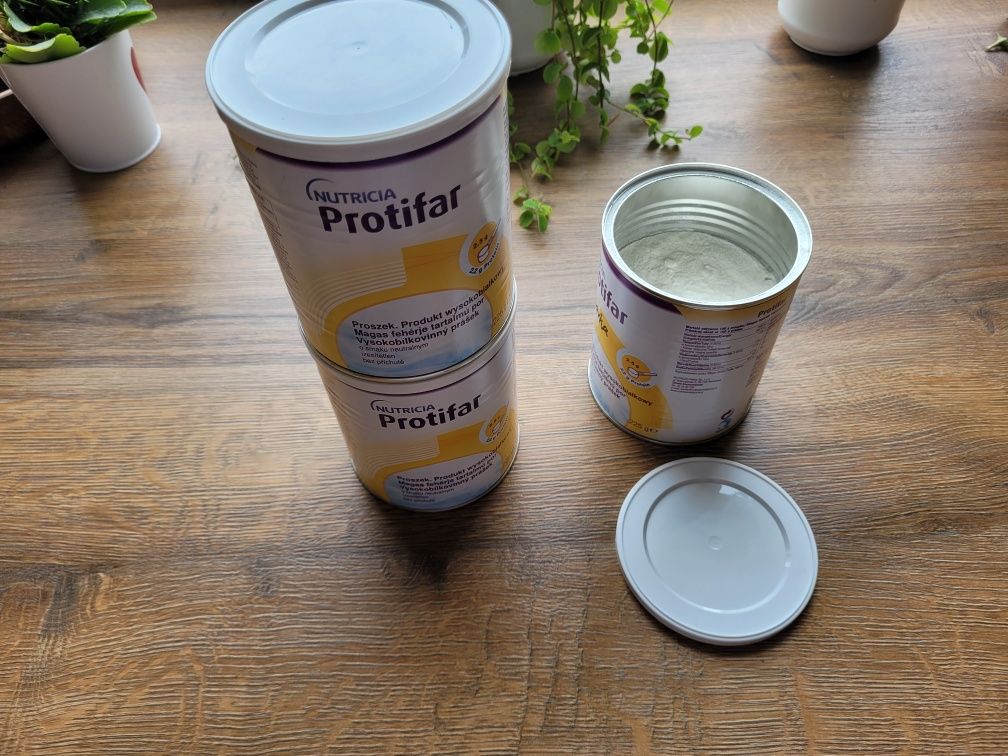 Białko Protifar Nutricia 2 puszki 225g x 2 + gratis
