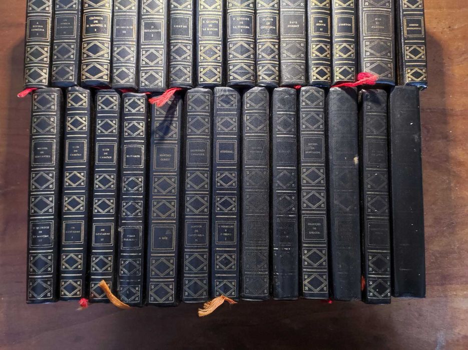 Coleção "Grandes Clássicos da Literatura"