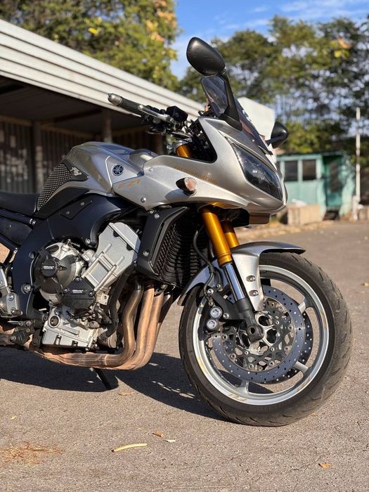Продам Yamaha Fazer FZ1
