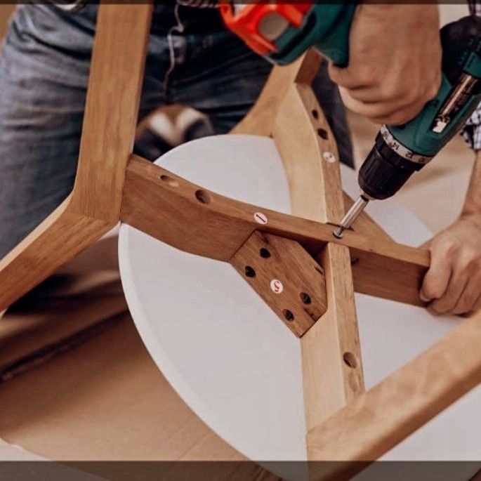 Serviço de Remodelações e Reparações