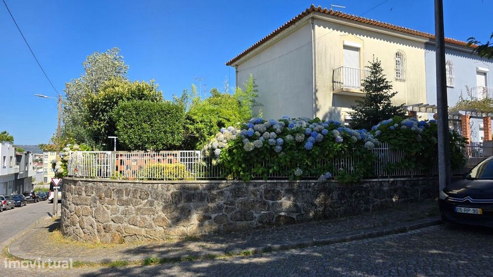 Moradia 3 frentes - Campanhã  MTS/03536/CO