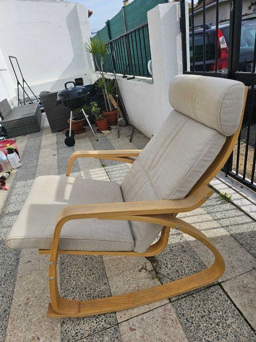 Cadeira de Baloiço IKEA POÄNG