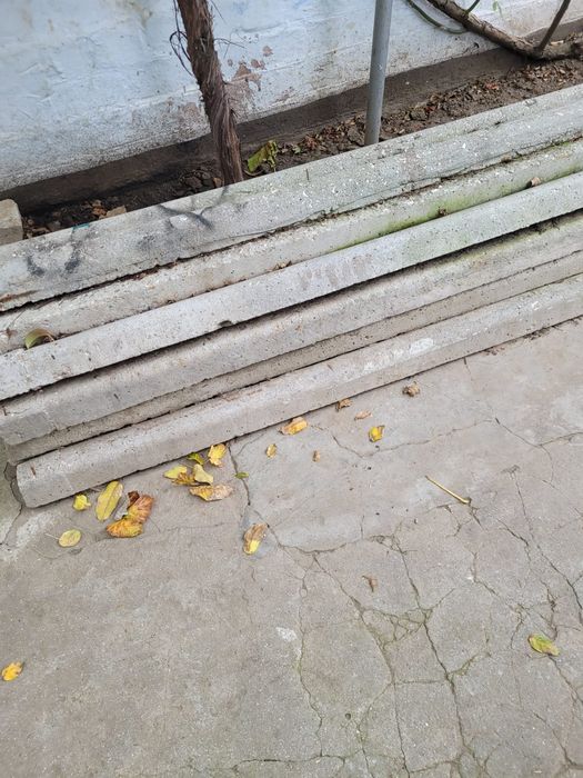 Продам виноградні стовби