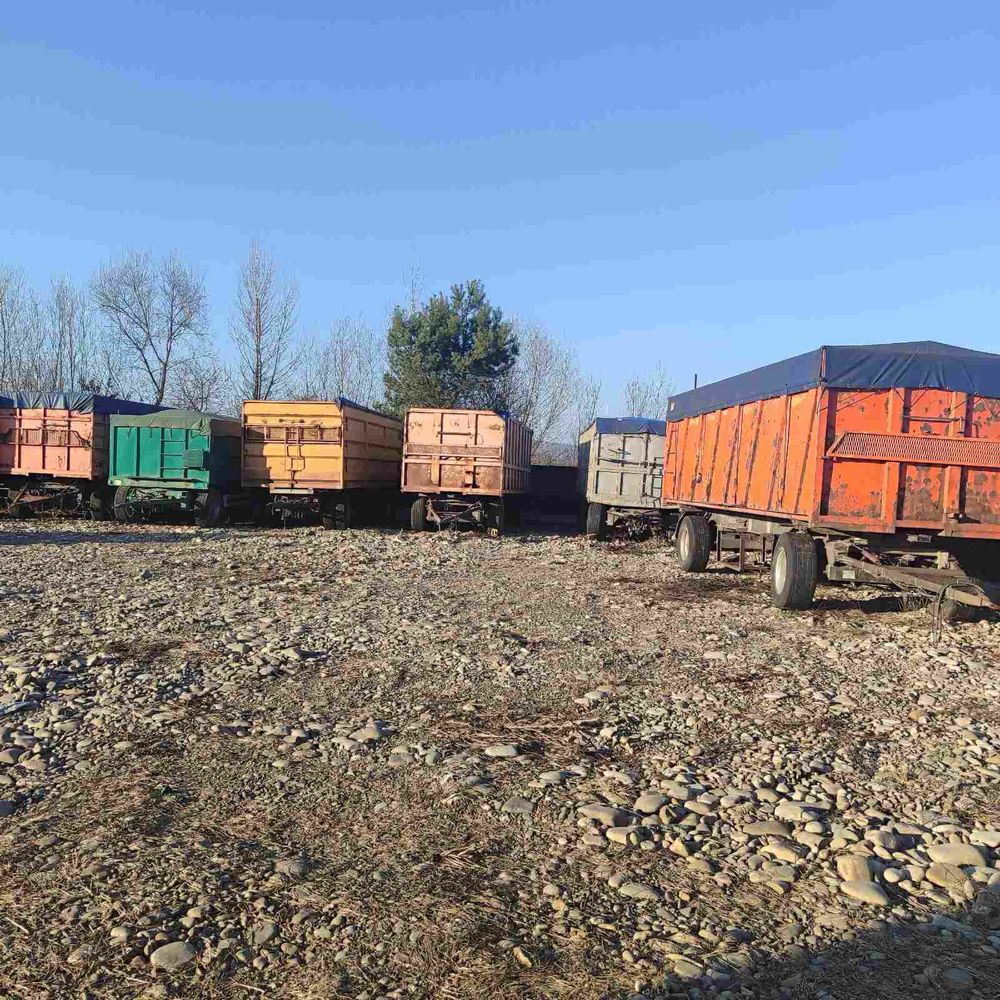 Продам причеп зерновоз