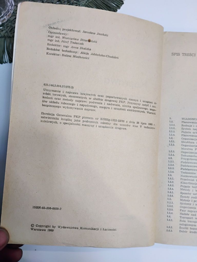 Stara książka Naprawa maszyn torowych PKP PRL