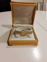 Relógio elegante de senhora em Ouro 19k com Diamantes. Sem uso