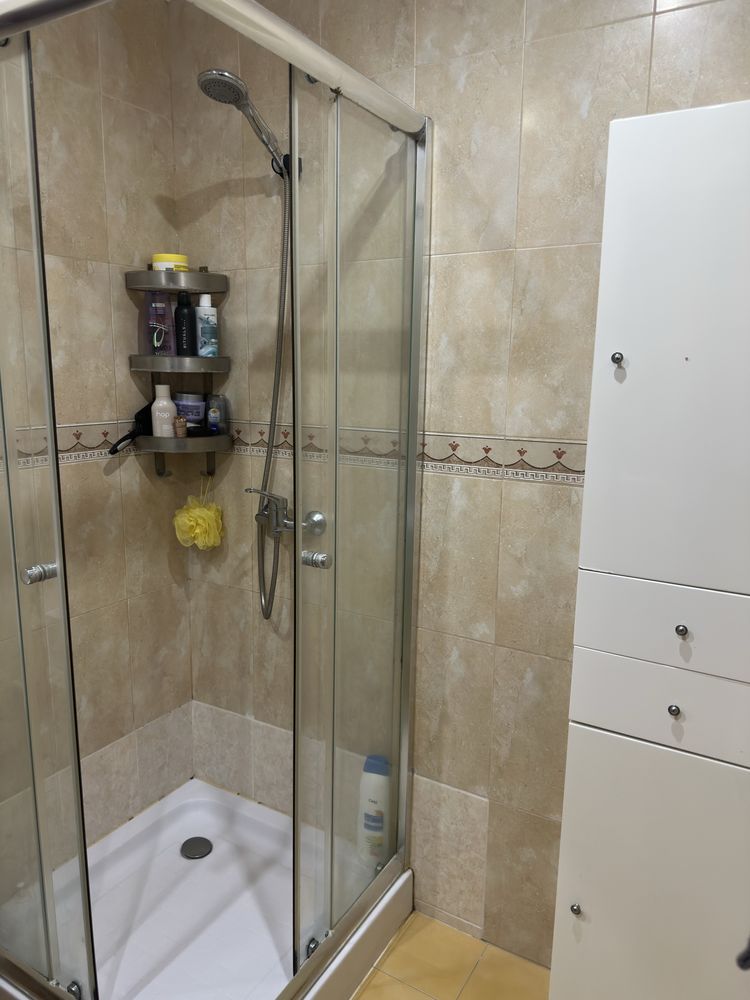 Alugo quarto junto à NOVA FCT no Monte da Caparica