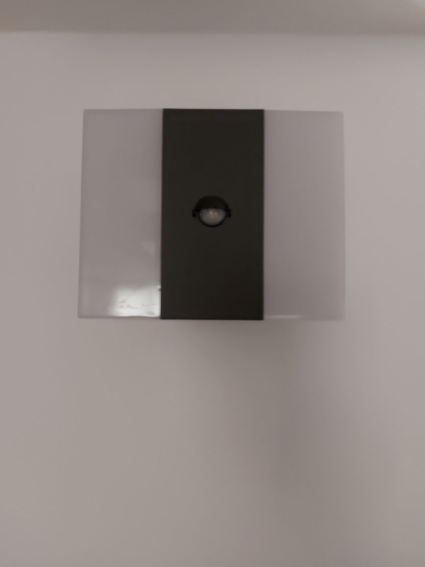 Lampa zewnętrzna LINDBY LED z czujnikiem ruchu NOWA