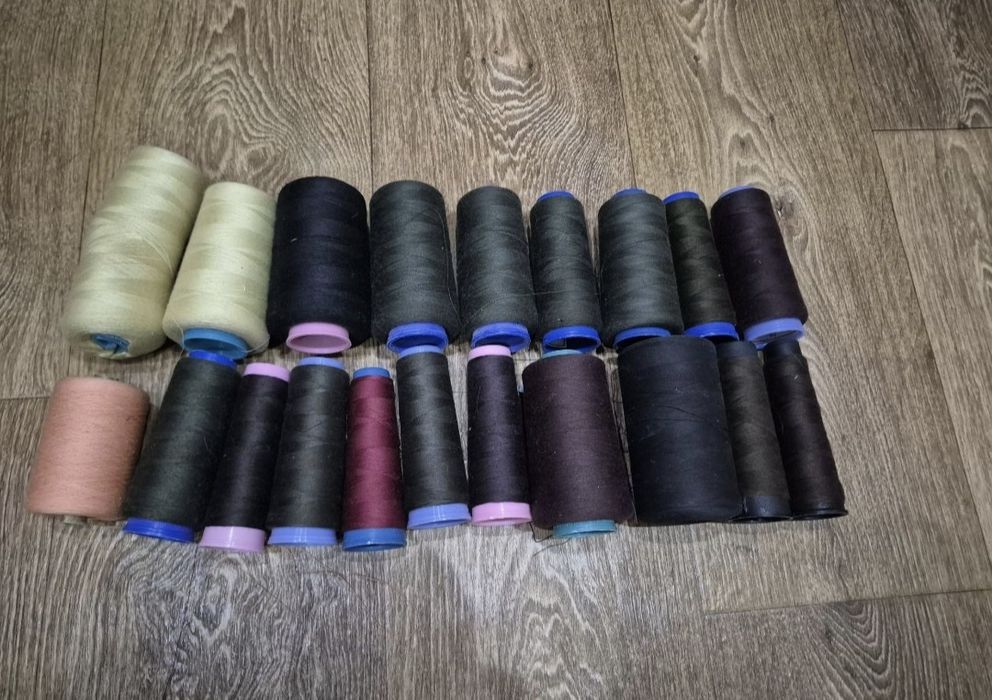 Бабины с нитками