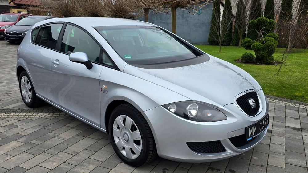 Seat Leon nowe opony, nowy rozrzad, filtry, oleje, FABRYCZNY LAKIER!!