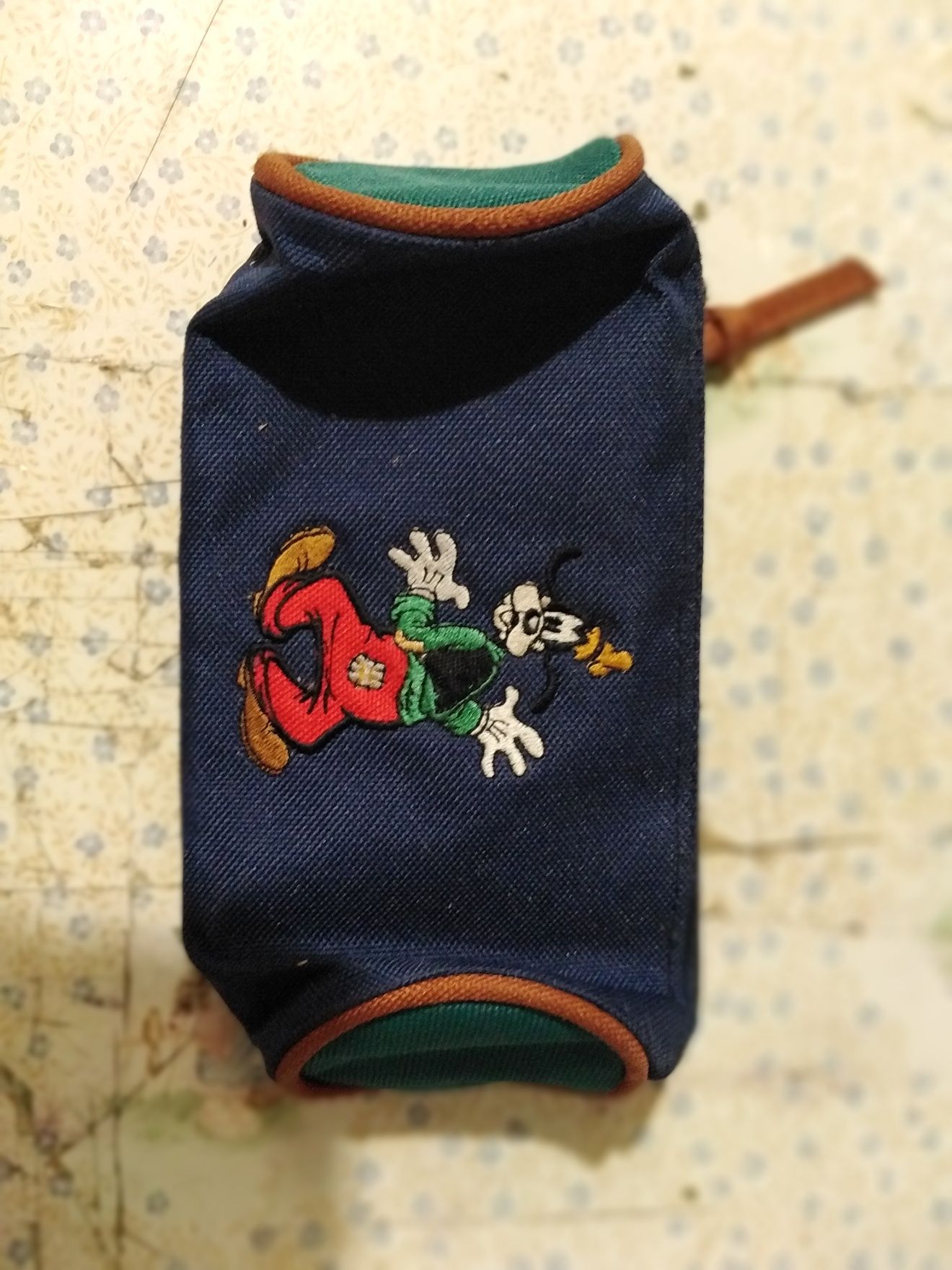 Vendo bolsa de escola bom estado