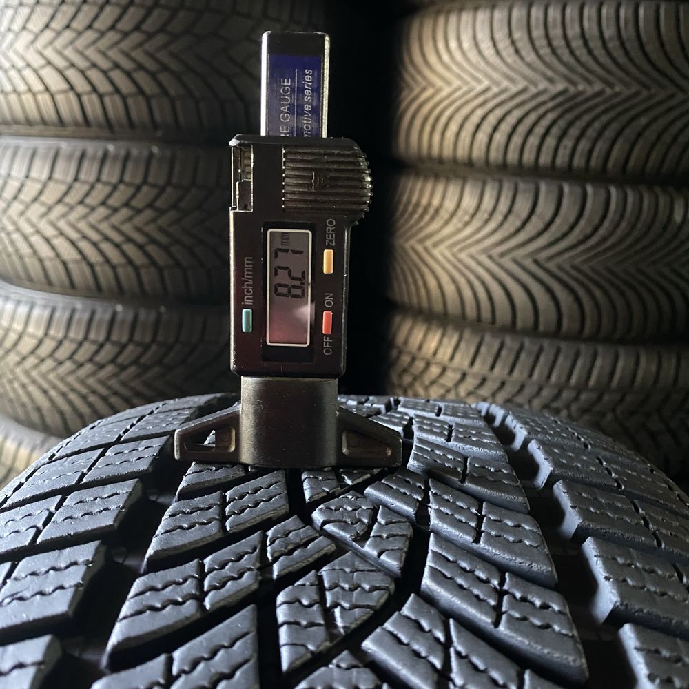 Шини 225/45/18 - 2шт Goodyear UltraGrip P зима