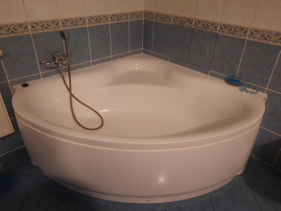 Wanna + obudowa + stelaż komplet.