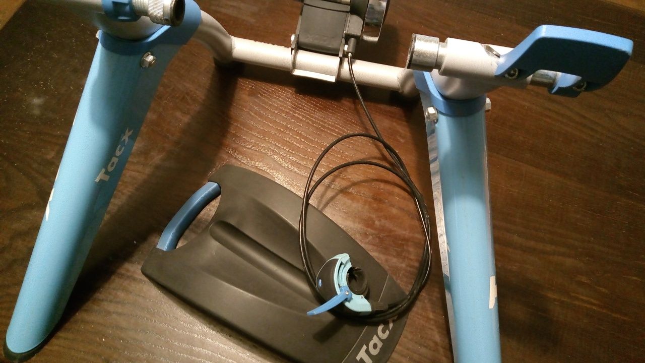 Rolo treino Tacx Satori