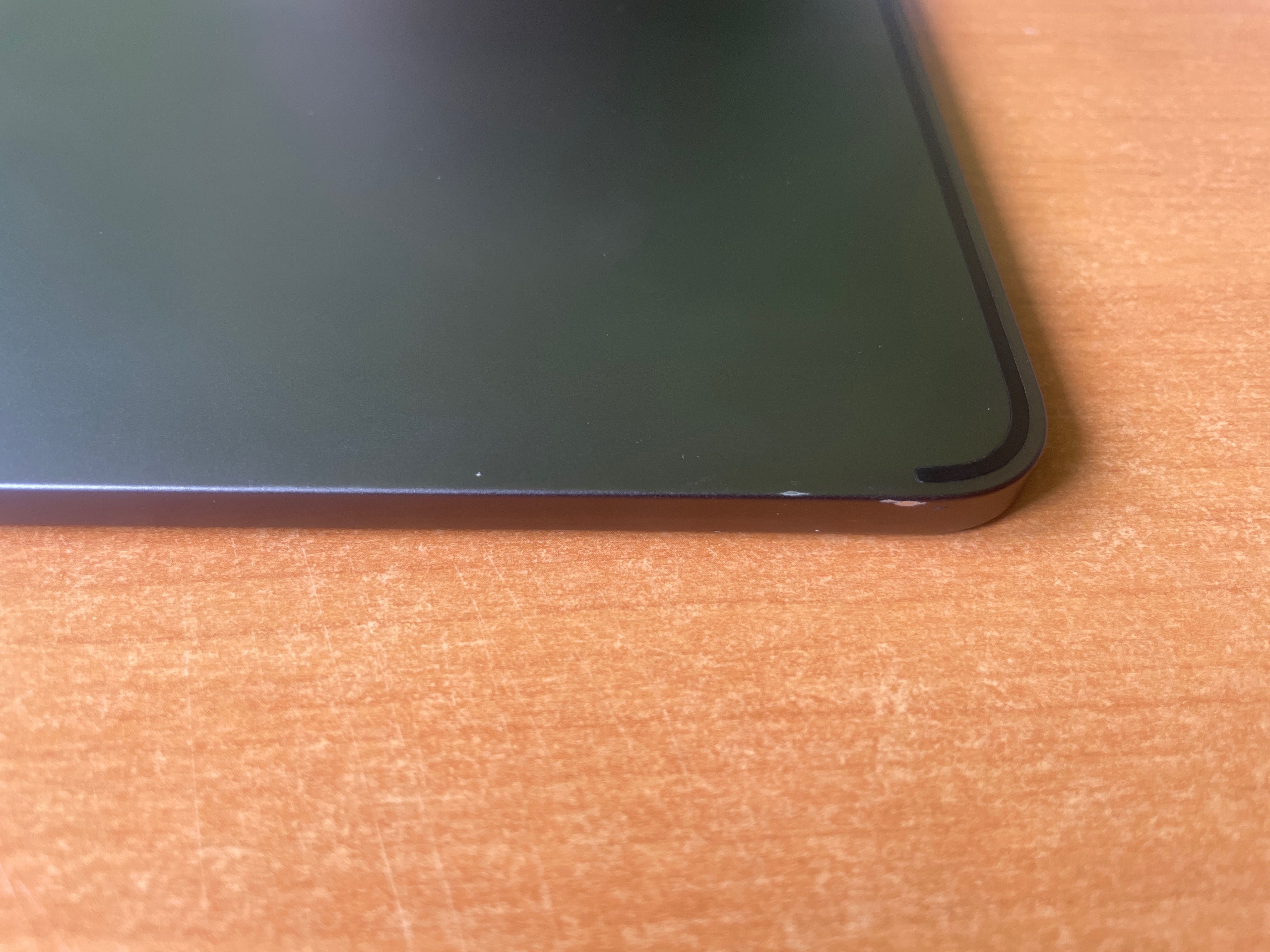 iPad Pro 12.9” 3 gen 256GB Wi-Fi + Pencil 2 + ładowarka. Bez uszkodzeń