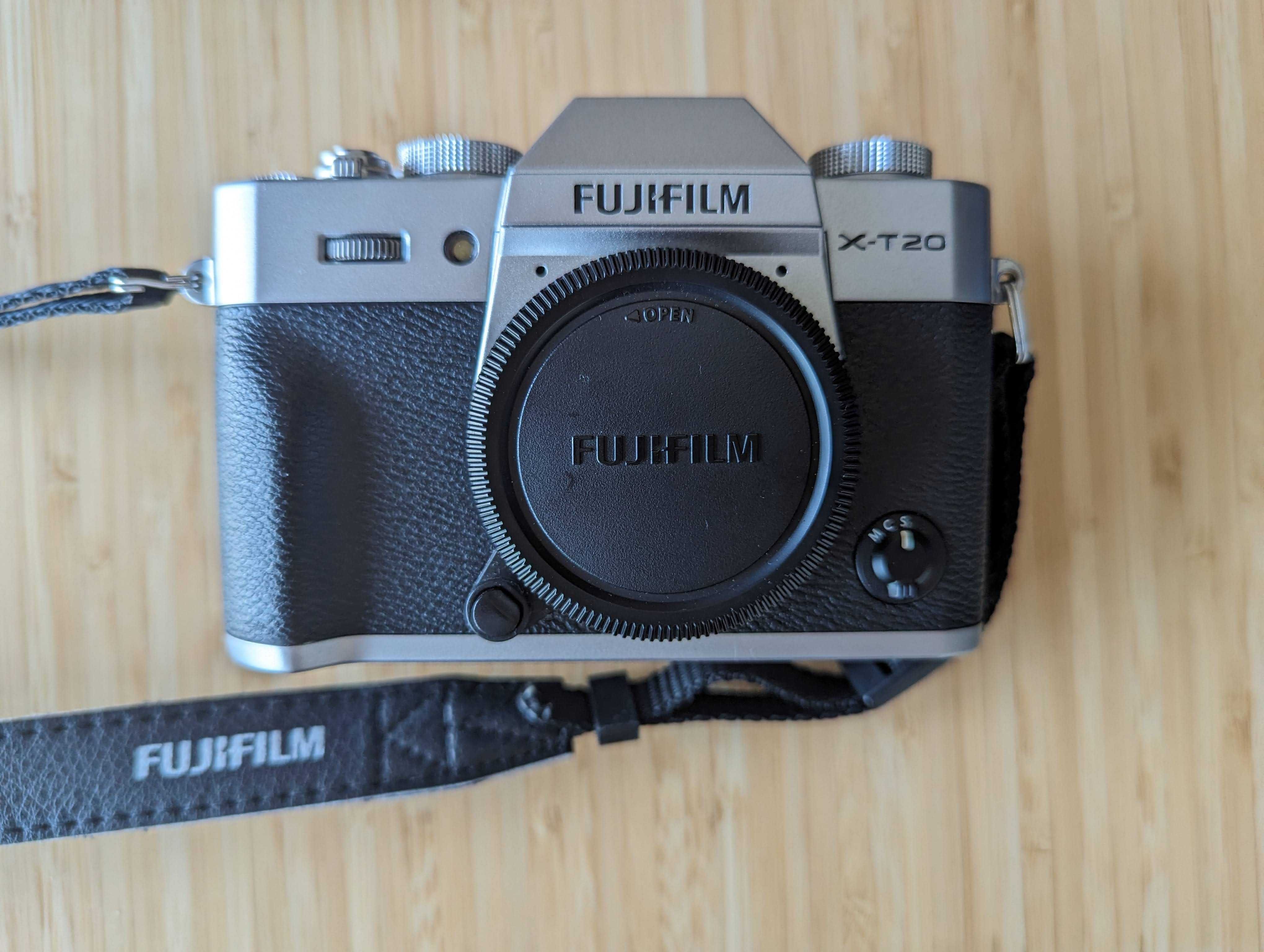 Fujifilm X-T20 com lente XF18-55mm