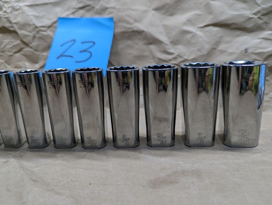 Набір подовжених дюймових головок Milwaukee 3/8" 12 штук