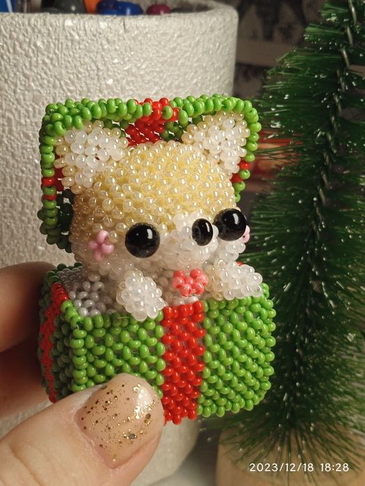 Амігурумі собачка з бісеру