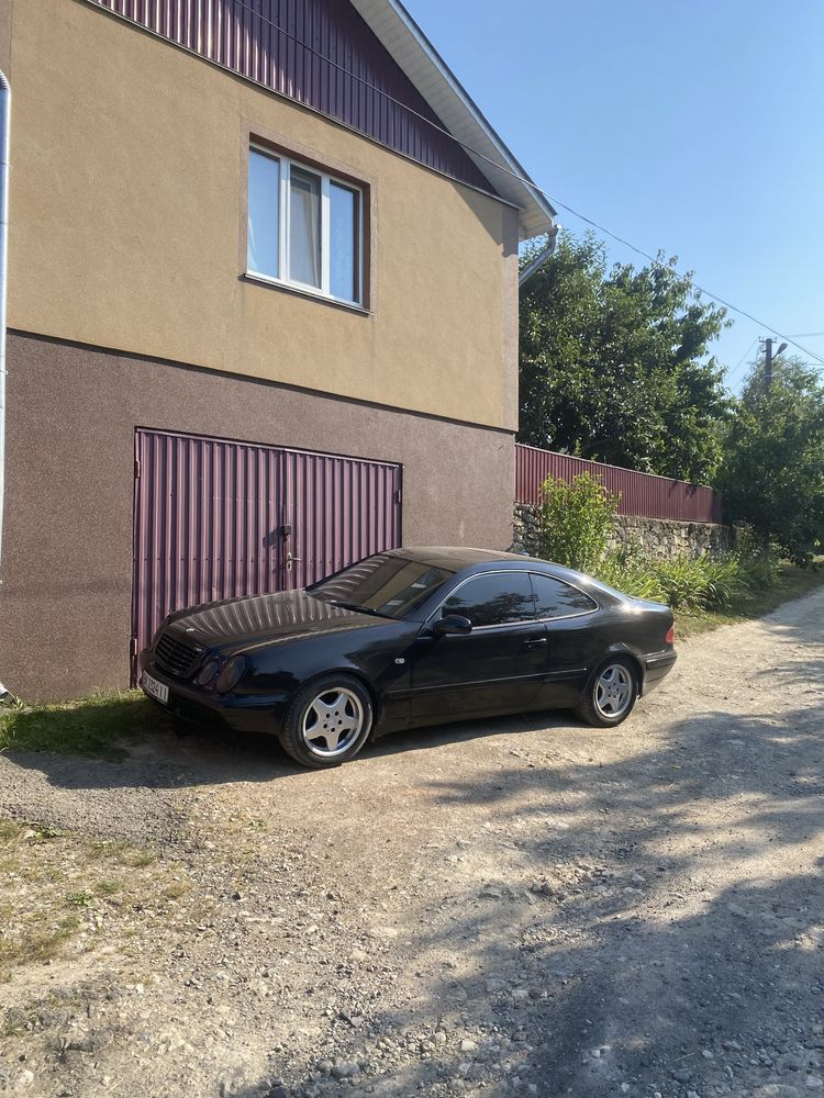 Мерседес clk 208 2.0 g