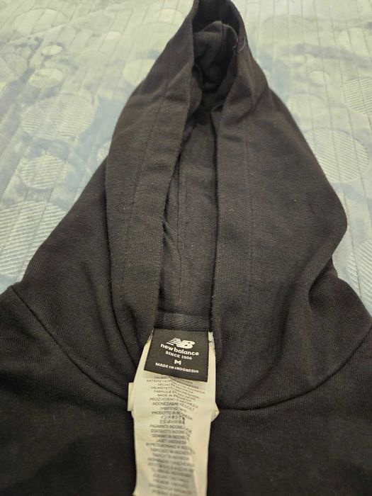 Camisola capuz original New Balance de menino tamanho M infantil