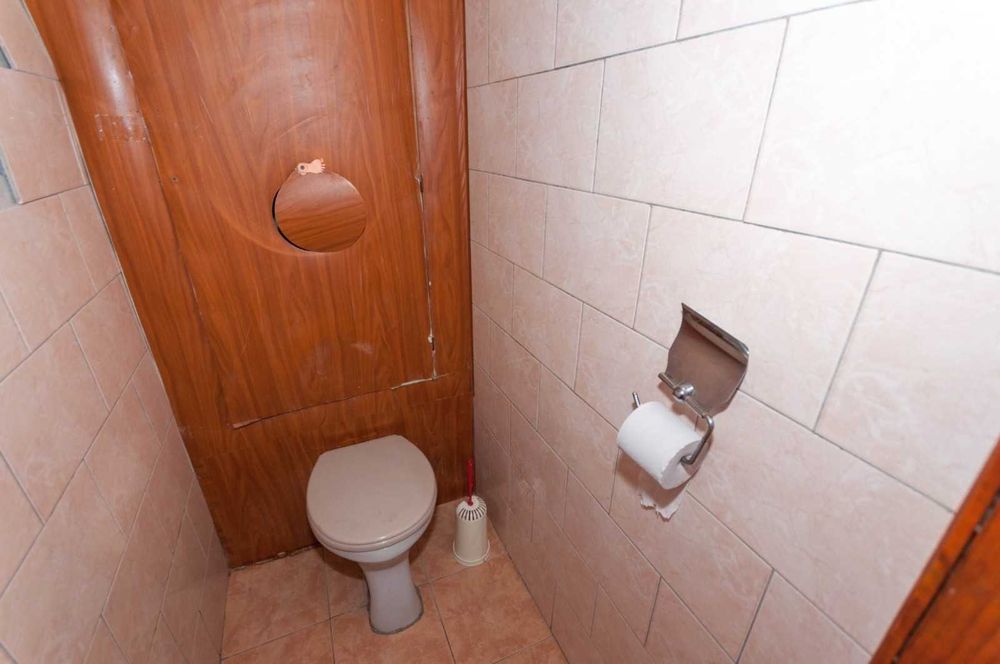 Здається 2-х к. кв. по вул. Воз"єднання Украіни (біля Манежу)