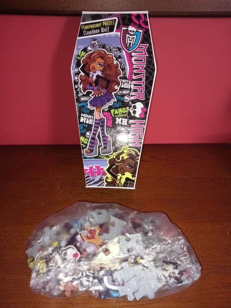 Puzzle Monstet High 2 x 150 szt Drakulara Clawdeen Wolf