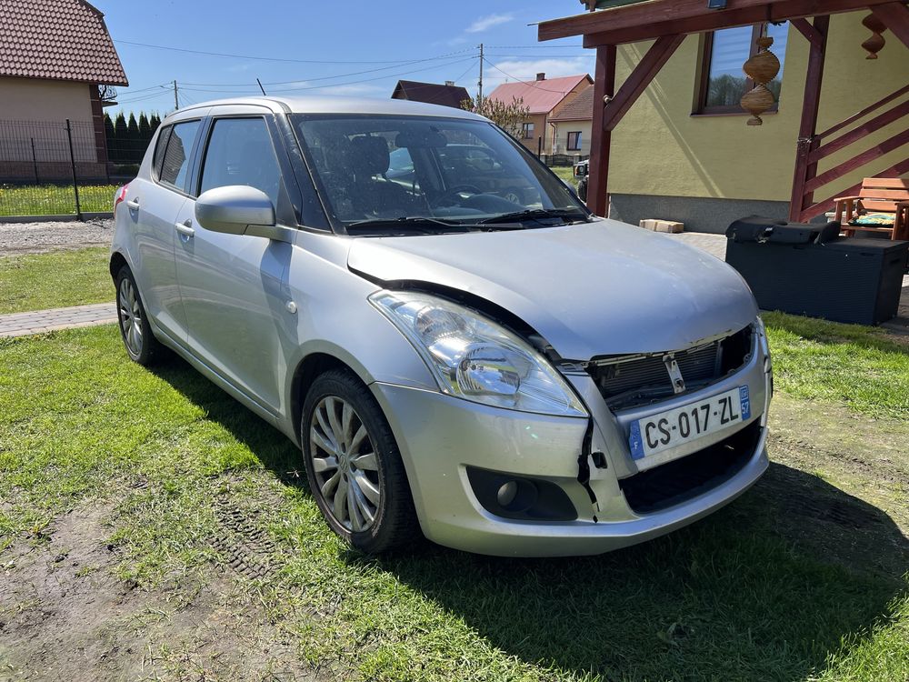 Suzuki Swift 2013 1.2 90 tys przbiegu