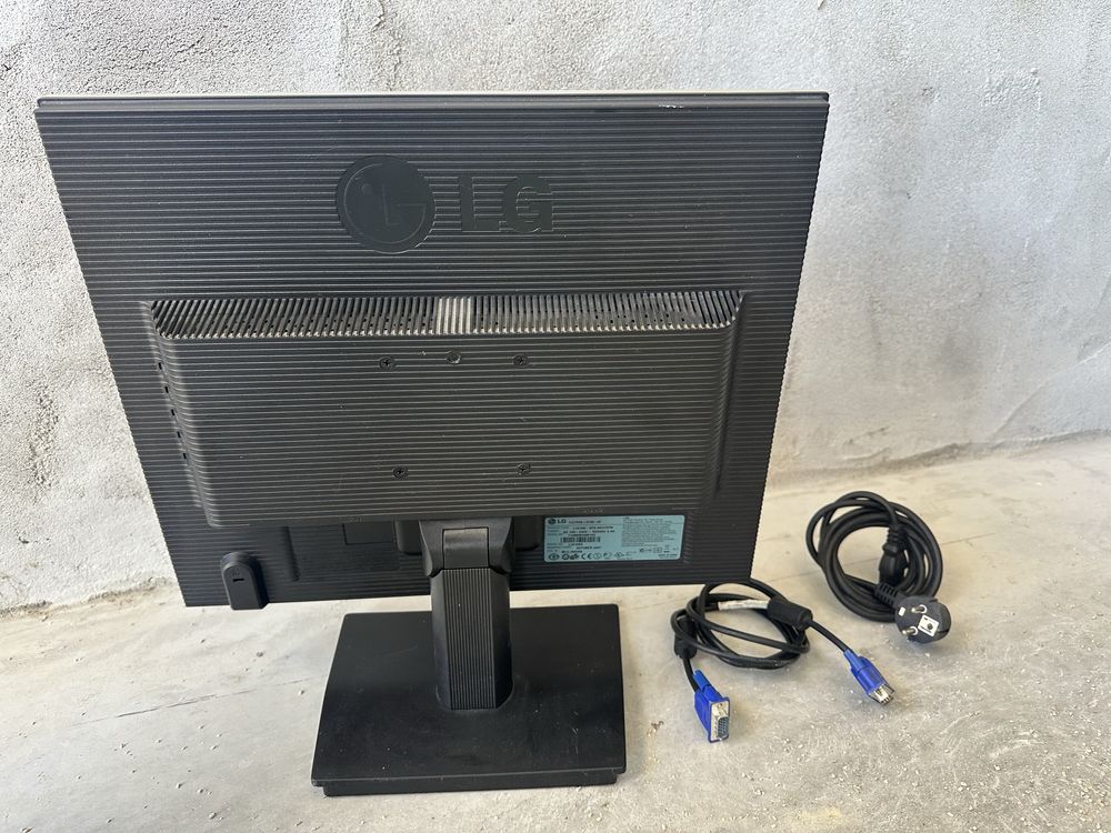Monitor LG 1919S Flatron