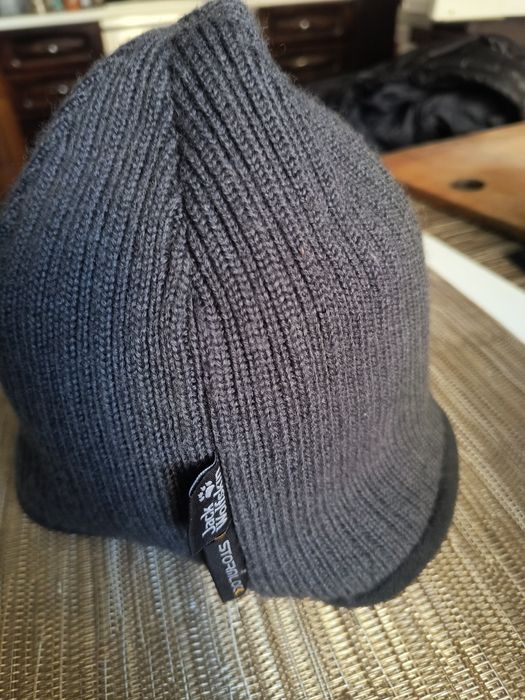 JACK WOLFSKIN шапка зимова і бейсболка розмір L
