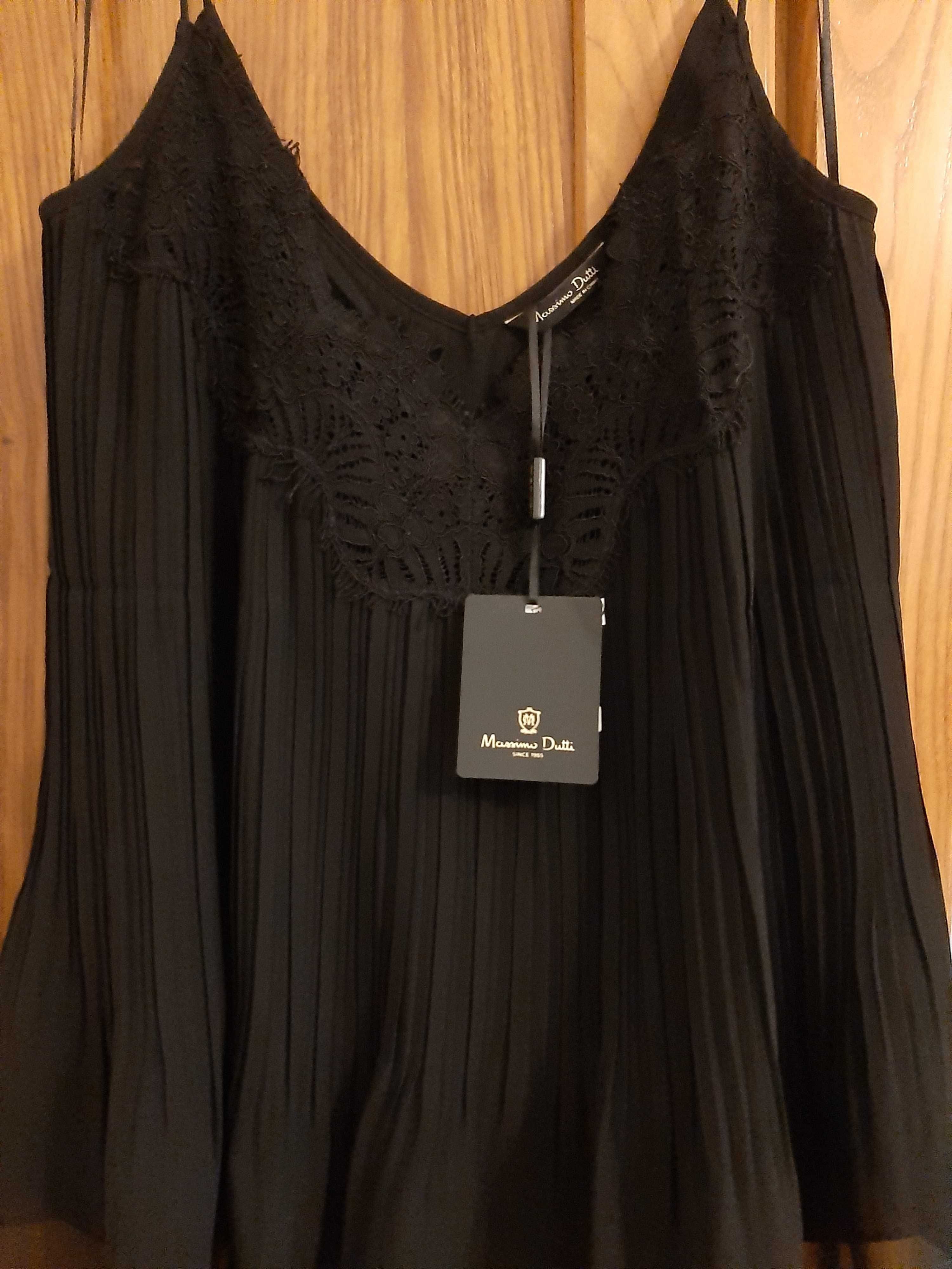 Top preto plissado com renda Massimo Dutti