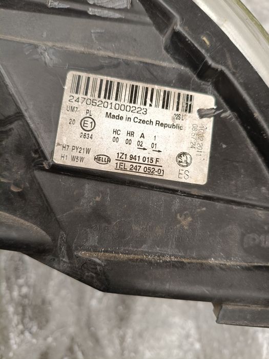 Фара передня Кенго 2 права Октавія А5 ліва