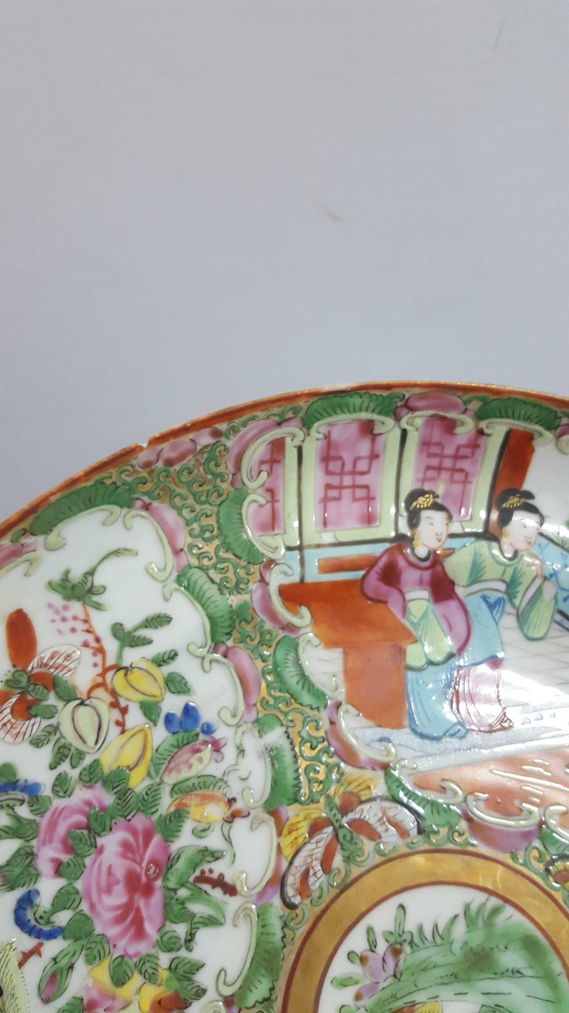 Conjunto de 2 pratos em porcelana chinesa Mandarim sec. XIX
