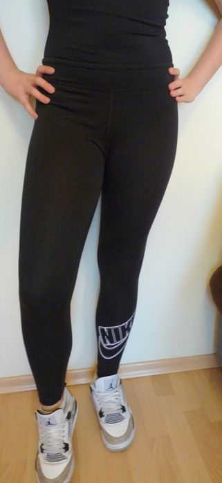 Getry legginsy czarne Nike rozmiar S
