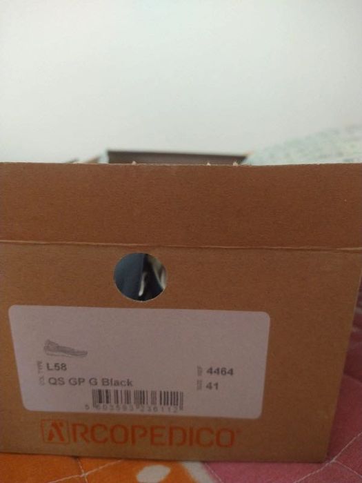 Sandálias ortopédicas marca Arcopedico