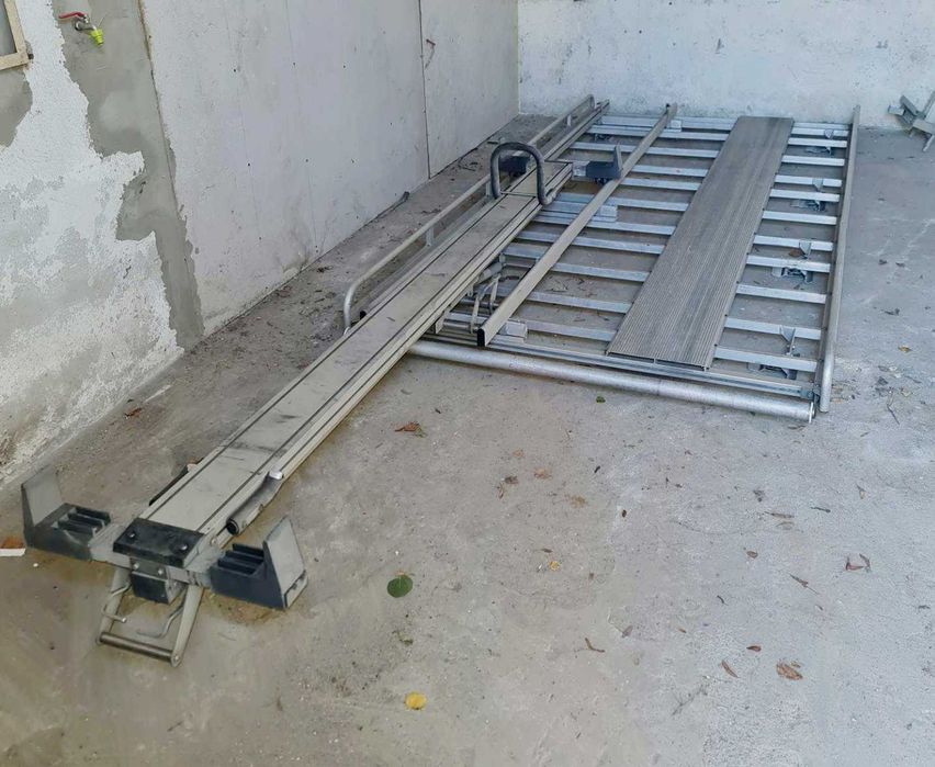 Bagażnik dachowy/platforma + drabinka na busa, Aluminiowy długi
