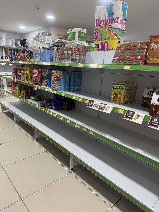 Prateleiras de Mini Mercado