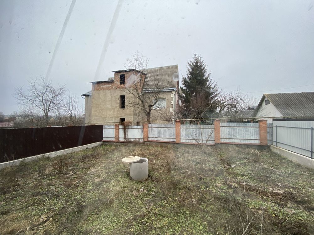 Приватний будинок