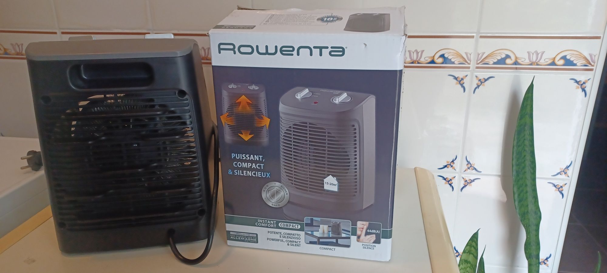 2 Aquecedores Termoventiladores ROWENTA Instant Comfort Compact