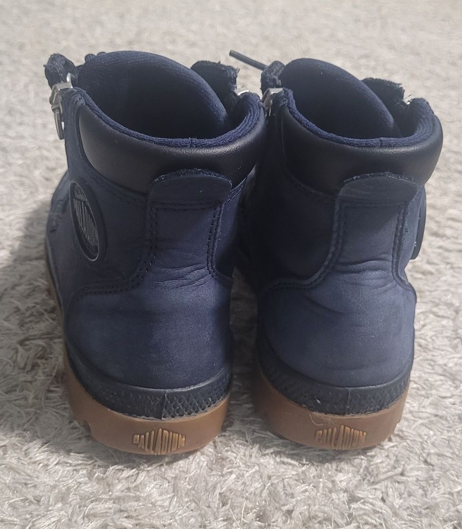 Botas palladium tamanho 30