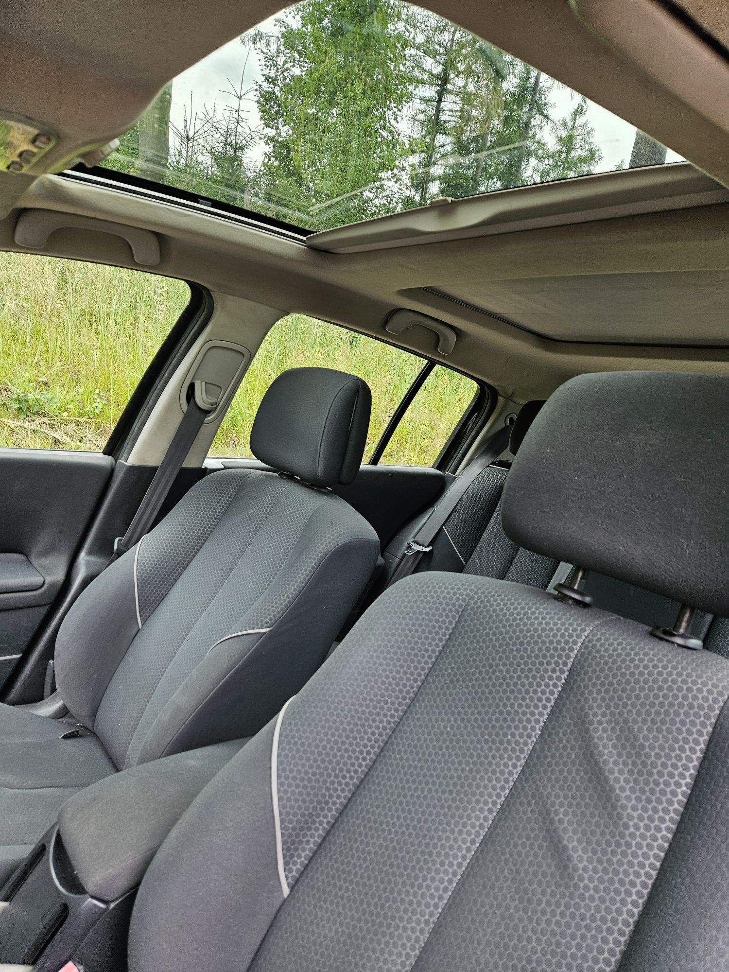 Renault Megane komplet opon zimowych na alusach gratis
