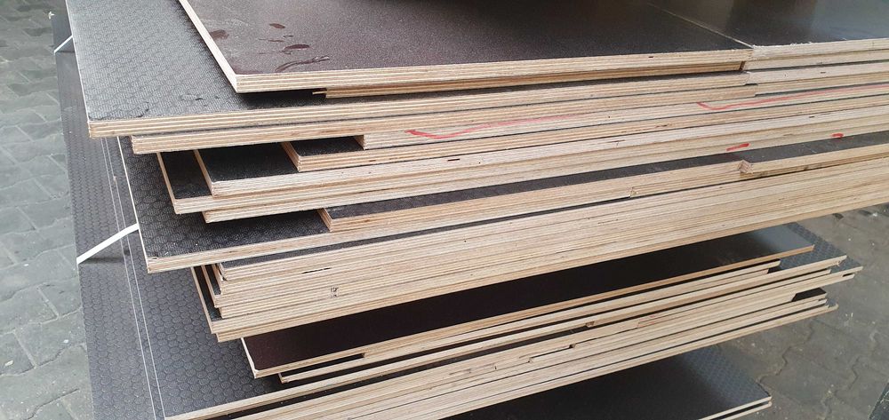 Sklejka antypoślizgowa  12 mm  różne wymiary