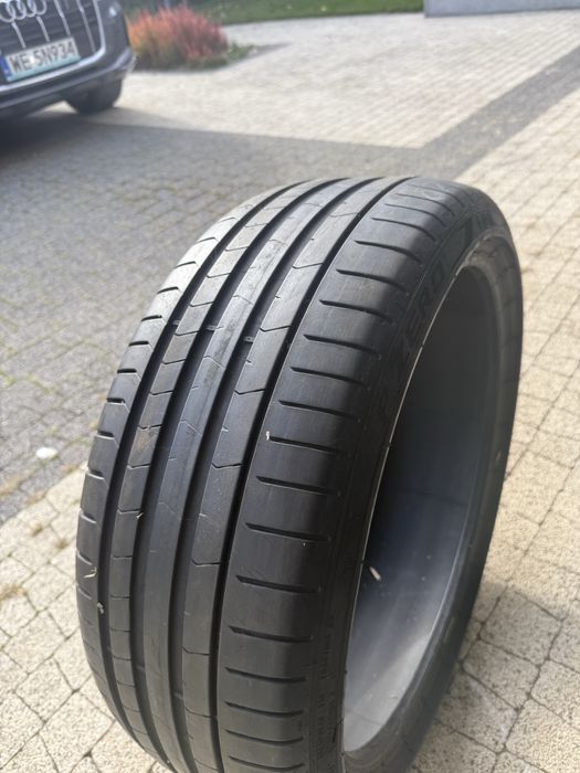 Pirelli P ZERO 245/35 R20 Runflat